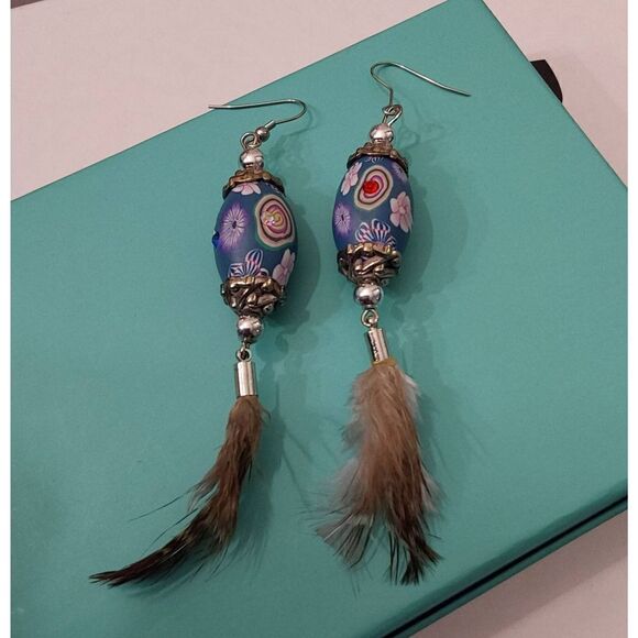 Gorgeous Vintage Painted & Jeweled Glass & Feather Dangle Earrings - Picture 1 of 1